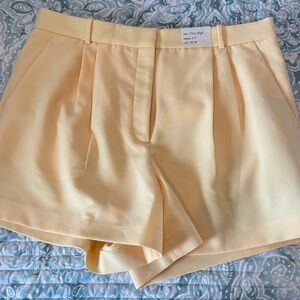 Abercrombie & Fitch Elegant Yellow Women's Shorts